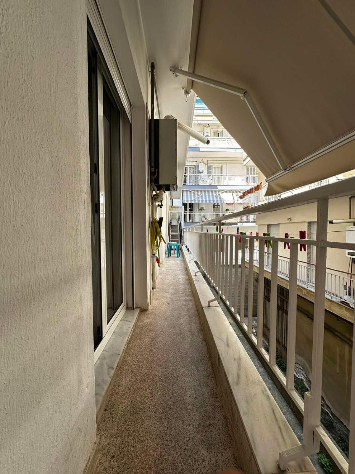 Ideally Situated Apartment. Szaloniki Kültér fotó